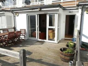 2 bedroom Flat to re...